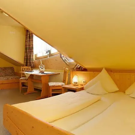 Aktivhotel Crystal 4*